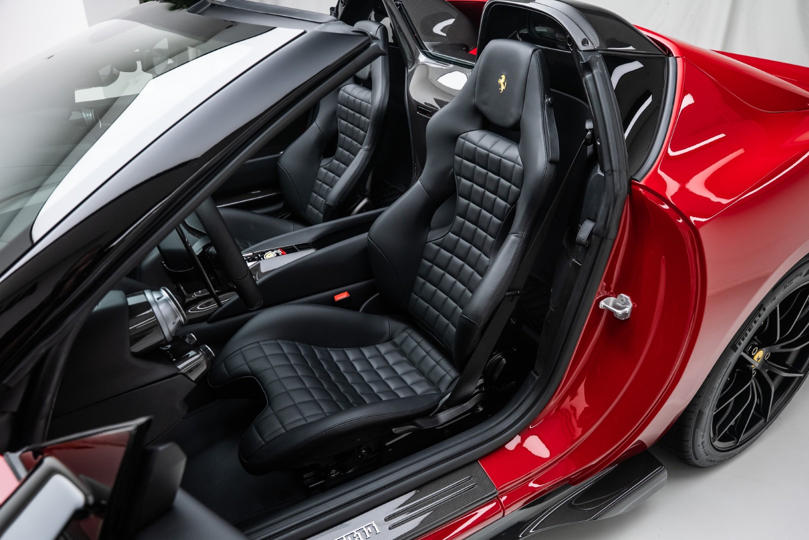 FERRARI 812 COMPETIZIONE APERTA